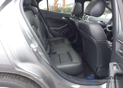 2018 Mercedes-Benz Gla 250 из США, поврежденный, VIN WDCTG4EB1JJ394432